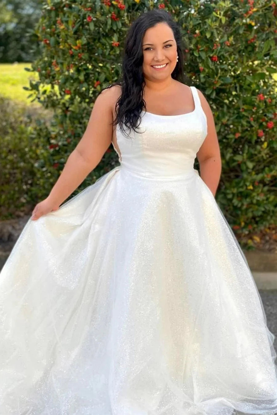 Vestido de novia largo con escote cuadrado y corte A brillante
